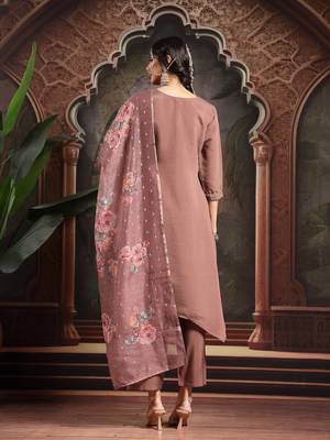 brown zari work a-line kurta trouser dupatta set 3