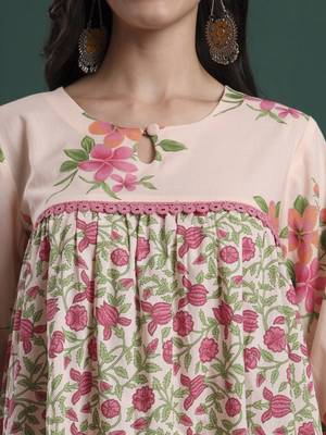 pink and cream cotton floral print lace work tiered kurta pants dupatta set 4
