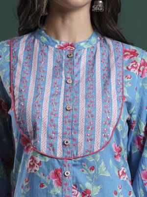 turquoise blue cotton floral print sequins work kurta pants dupatta set 4