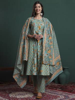 green cotton floral print kantha work a-line kurta pants dupatta set 5