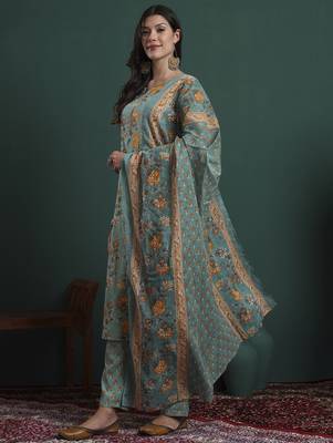 green cotton floral print piping kurta pants dupatta set 2