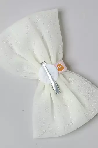 White plain net hair bow