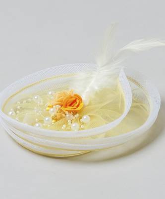 Yellow net pearl fascinator 2