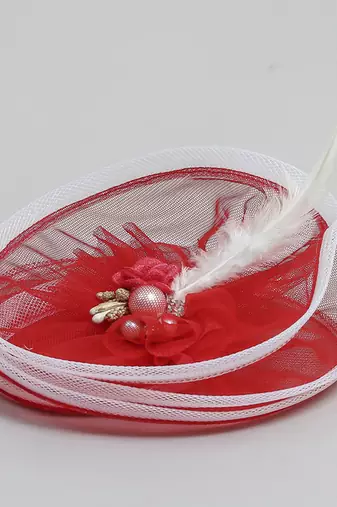 Red plain net fascinator