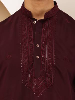 Elegant maroon kurta for men with white pyjama     festive & wedding outfit 3