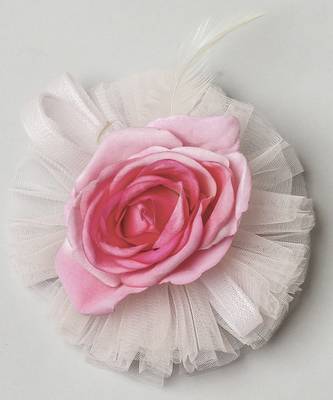 Pink plain net fascinator 3