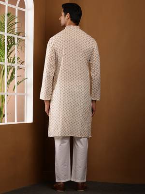 Men off-white & gold printed straight kurta with white pyjama set 5
