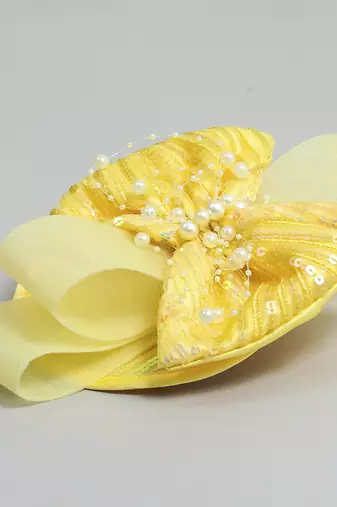 Yellow plain net fascinator