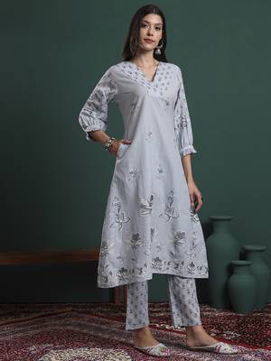 grey pure cotton floral,beads and stones kurta pants dupatta set 5