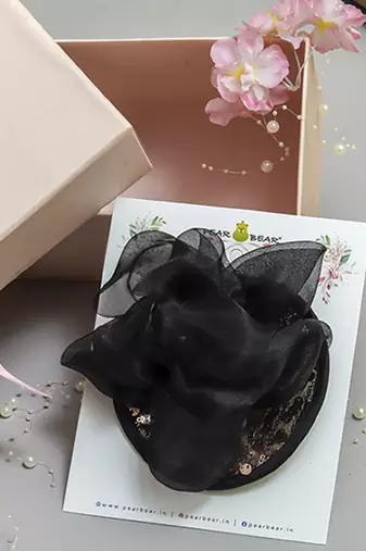 Black plain net fascinator