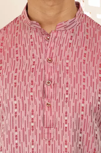 Men pink printed straight kurta with cream pyjama set