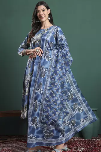 blue floral print a-line maternity kurta trouser dupatta set