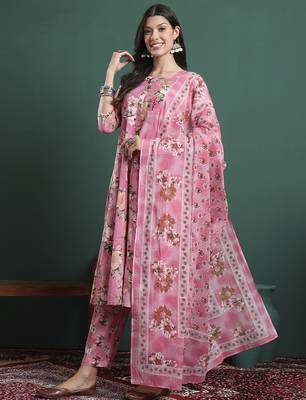 pink floral print a-line maternity kurta trouser dupatta set 2