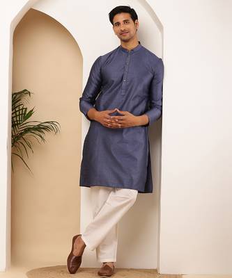 Men navy blue textured kurta with white pyjama set 3