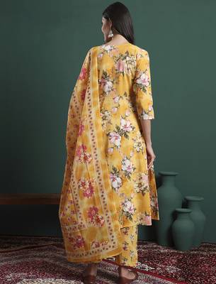 yellow floral print a-line maternity kurta trouser dupatta set 3