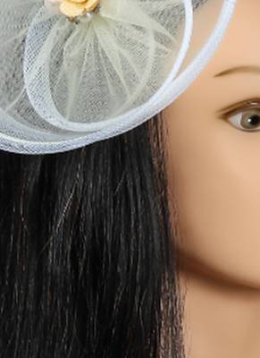 Yellow plain net fascinator 1