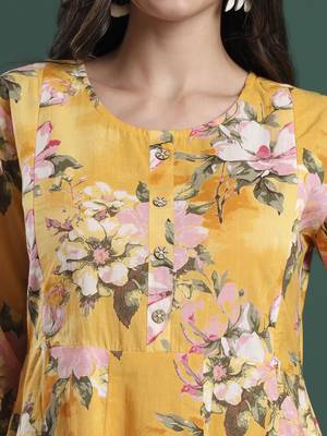 yellow floral print a-line maternity kurta trouser dupatta set 4