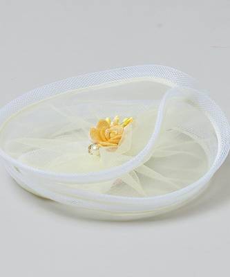 Yellow plain net fascinator 2