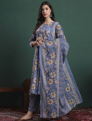 blue floral print maternity a-line kurta trouser dupatta set 2