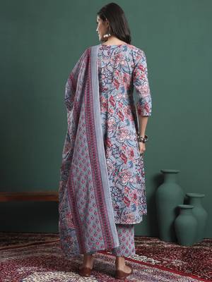 grey floral print maternity a-line kurta trouser dupatta set 3