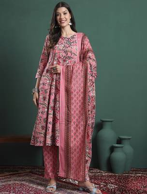 pink floral print maternity a-line kurta trouser dupatta set 2