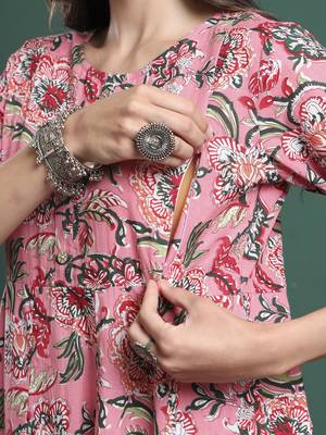 pink floral print maternity a-line kurta trouser dupatta set 5