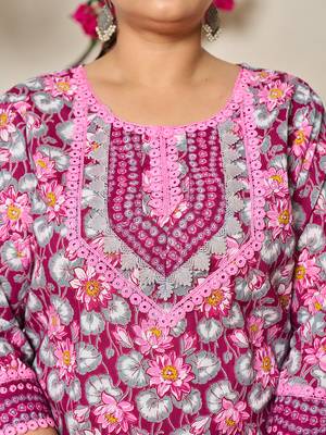 burgundy and grey cotton floral print lace work plus size kurta pants dupatta set 4