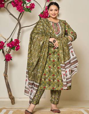 green cotton lace work on yoke straight plus size kurta dupatta pant set 1