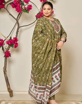 green cotton lace work on yoke straight plus size kurta dupatta pant set 2