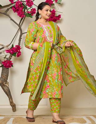 green floral print straight plus size kurta trouser dupatta set 2