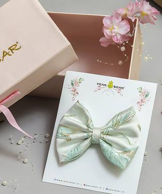 Green plain printed hair bow 1