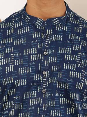 Men   s navy blue ikat printed cotton kurta with white pajama set 3