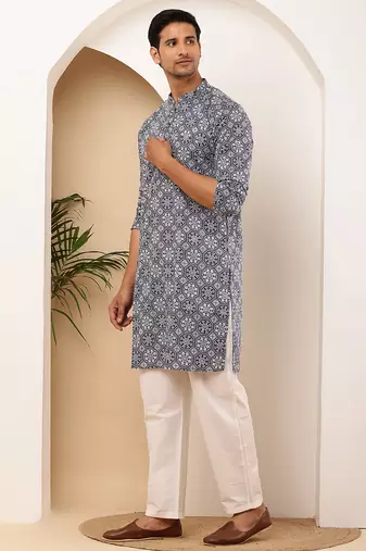Men   s indigo handblock printed cotton kurta with white pajama set