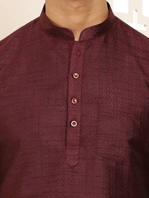 Men's maroon viscose blend short kurta 5