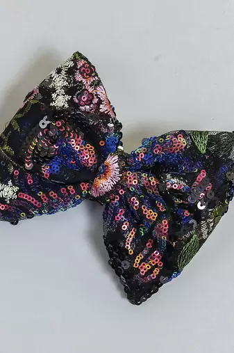 Black stone hair bow