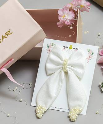 White pearl hair bow 1