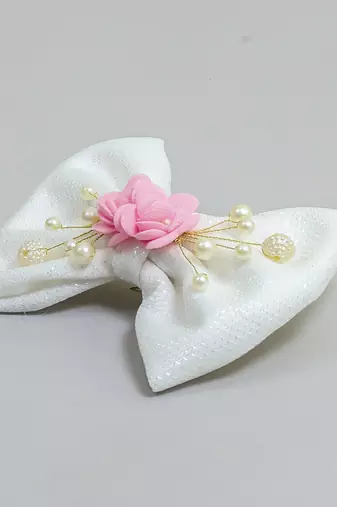 White pearl hair bow