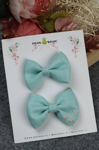 Green plain linen hair bow