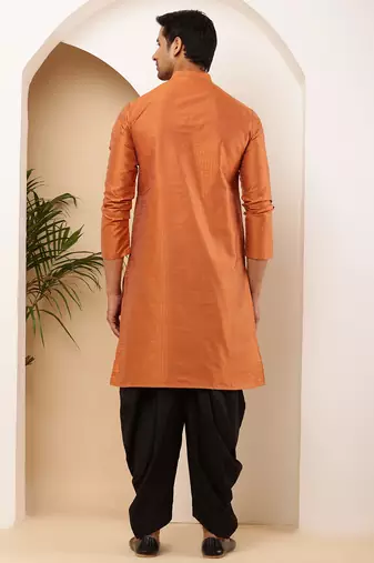 Men rust orange textured straight kurta with black dhoti pants set
