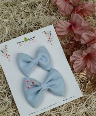 Blue plain linen hair bow 1