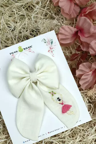 White plain linen hair bow