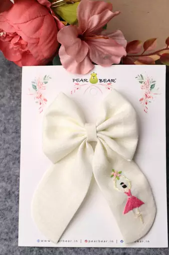 White plain linen hair bow
