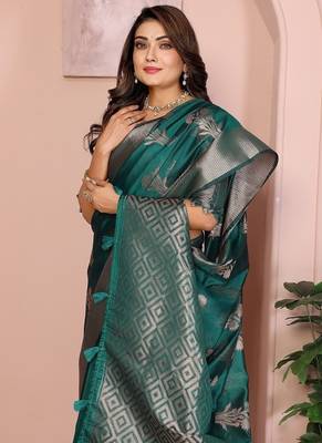 Emerald Green Color Party Wear Organza Silk Saree 1