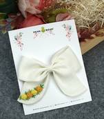 White plain linen hair bow