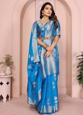 Blue Color Elegent Soft Georgette Saree 3