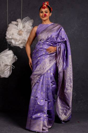 Purple silk blend woven design golden zari border saree with unstitched blouse piece