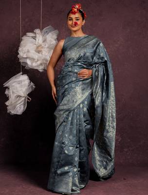 Grey silk blend zari woven design golden zari woven border saree with unstitched blouse piece 1