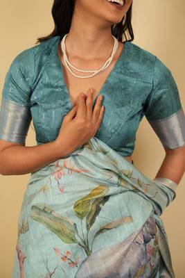 Light sea green cotton silk blend floral print zari woven border saree with unstitched blouse piece 5