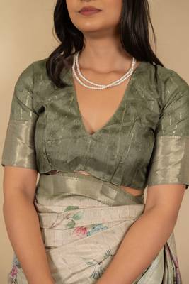 Light beige cotton silk blend floral print zari woven border saree with unstitched blouse piece 5