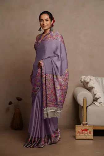 Dusty lavender chiffon solid/abstract printed saree with unstitched blouse piece